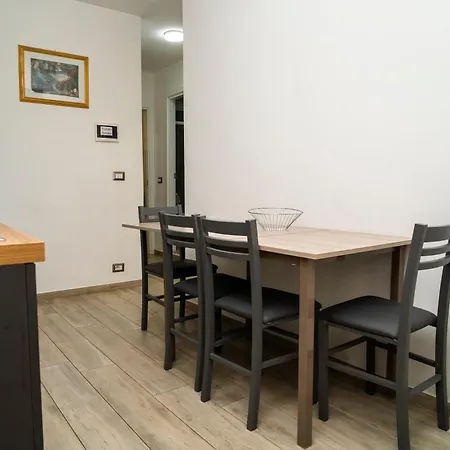 بيت ضيافة Il Bacio بيرودجا